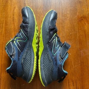 New Balance Little Boys Size 2, Navy blue and Lime Green